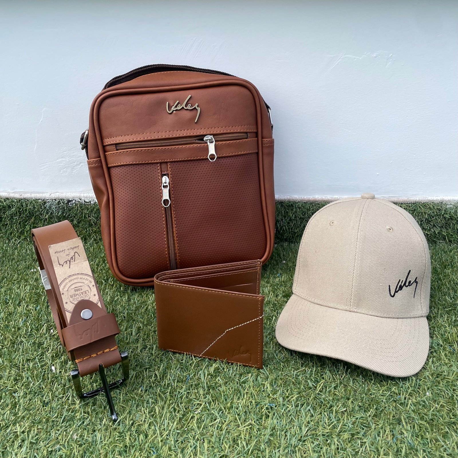 Trio Carriel Velez Arthur Gorra - Image 3