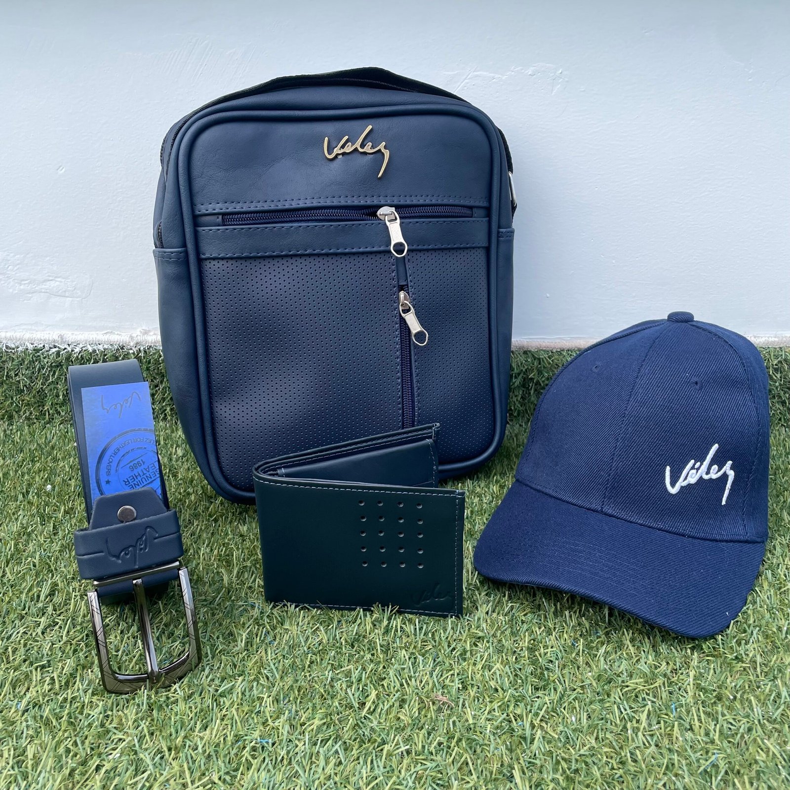 Trio Carriel Velez Arthur Gorra - Image 5